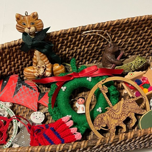 Mixed Lot of 13 Christmas Ornament For Tree Crafts Wreath Making Tier Tray Decor - Picture 6 of 9